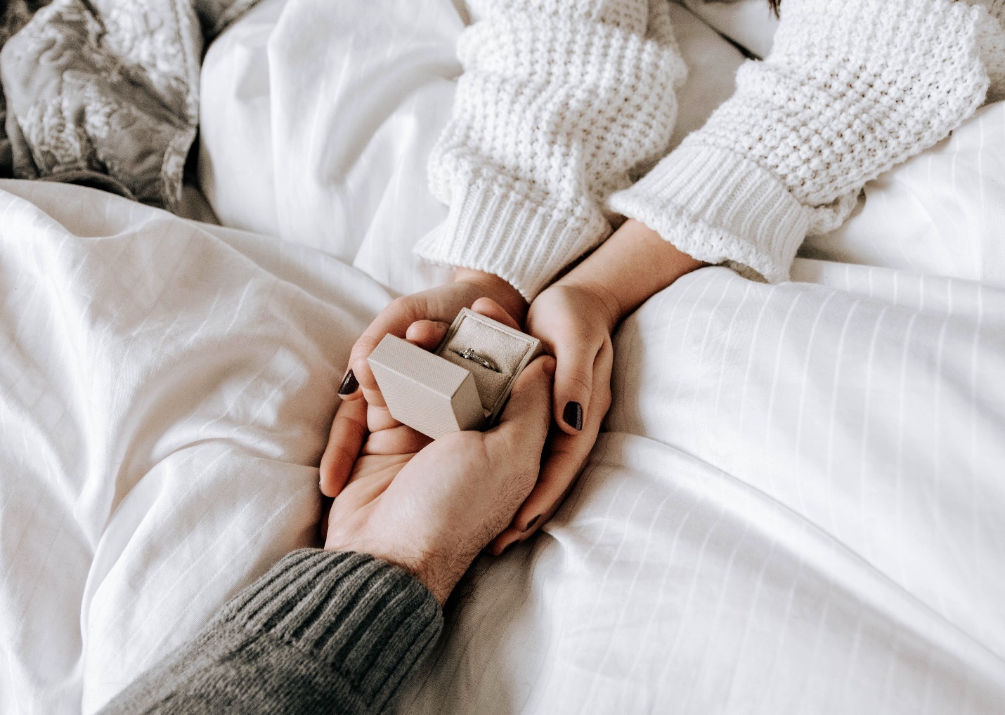 8 Best Jewelry Gift Ideas to Choose this Winter